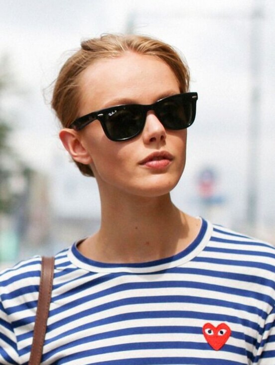 Ray-Ban Wayfarer Black Sunglasses main image 12